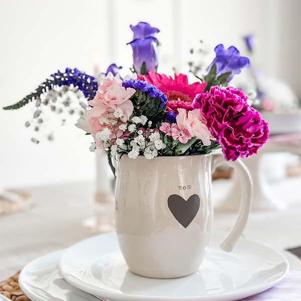 Warm Heart mug with flowers